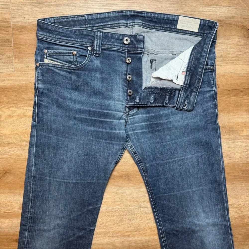 Diesel Safado Jeans Mens 33x32 Blue Slim Straight Stretch Denim Button Fly 0R8E4